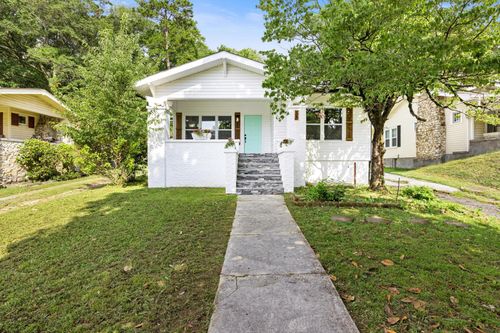 33 Tunnel Blvd, Chattanooga, TN, 37411-2744 | Card Image