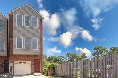 unit-o-635 Dupont St, PHILADELPHIA, PA, 19128-2660 | Card Image