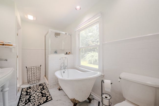 11 Walker Ln, House other with 3 bedrooms, 2 bathrooms and null parking in Woodbridge CT | Image 14