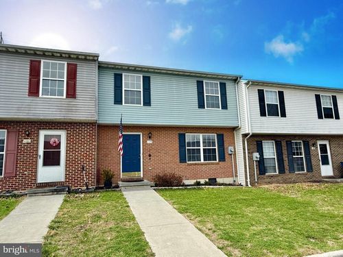 407 Emily Ln, WINCHESTER, VA, 22602-7615 | Card Image