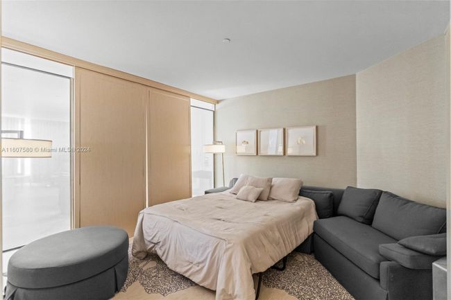 UNIT-1205 - 9703 Collins Ave, Condo with 1 bedrooms, 2 bathrooms and null parking in Bal Harbour FL | Image 13