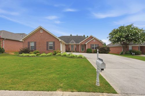 158 Breckenridge Ct, Florence, AL, 35630-6638 | Card Image