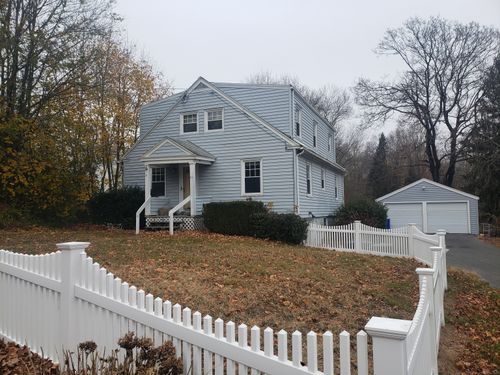 47 Kenyon Rd, Waterford, CT, 06385-4214 | Card Image