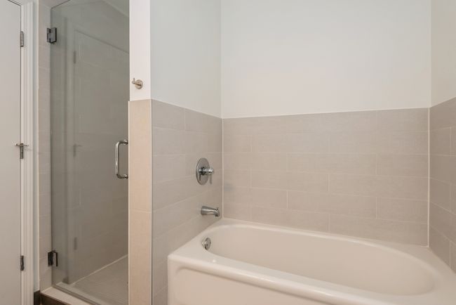 UNIT-505 - 320 E 21 St St, Condo with 2 bedrooms, 2 bathrooms and 1 parking in Chicago IL | Image 23