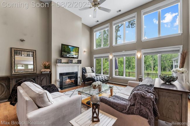 8-web-or-mls-A0103018.jpg | Image 4
