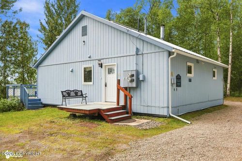 1060 W Airway Cir, Wasilla, AK, 99654-6845 | Card Image