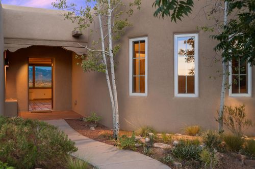1050 Joshua Dr Se, Rio Rancho, NM, 87124-1258 | Card Image