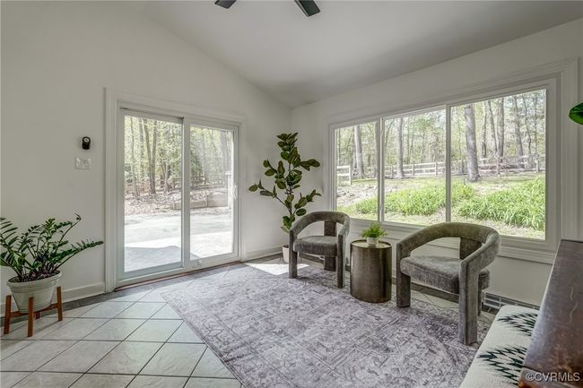 Sliding doors onto patio | Image 14