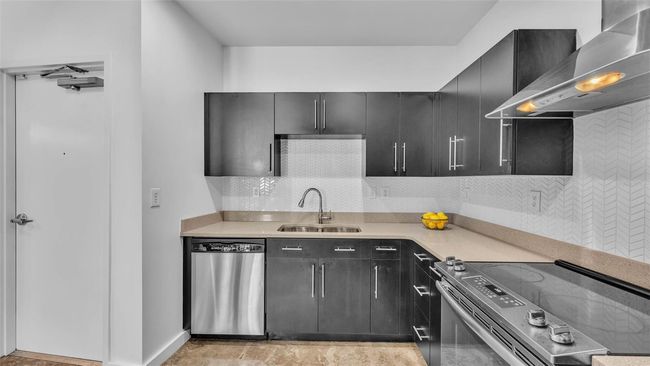 APT-12 - 5008 S Macdill Ave, Condo with 2 bedrooms, 3 bathrooms and null parking in TAMPA FL | Image 9