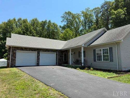 100 Walton Dr, Moneta, VA, 24121-2029 | Card Image