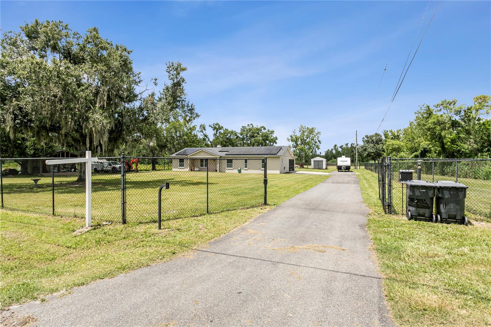 Residential in WIMAUMA 2