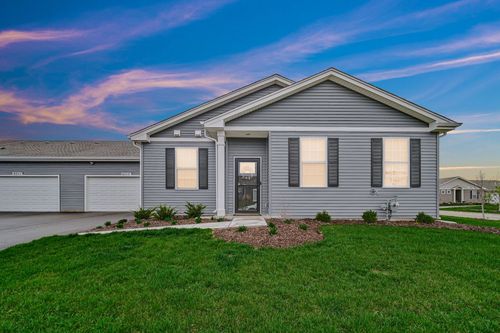 6313 Maple Glen Dr, Wonder Lake, IL, 60097-9612 | Card Image