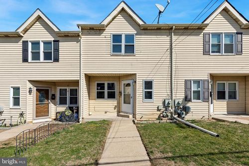 614 Fraley St, BRIDGEPORT, PA, 19405-1614 | Card Image
