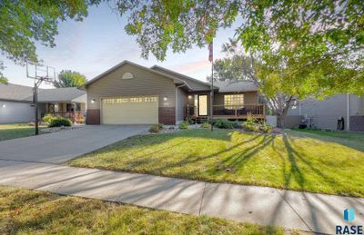 604 Quail Cir, House other with 4 bedrooms, 2 bathrooms and null parking in Harrisburg SD | Image 1