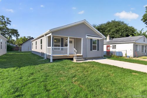 11076 Maxwell Ave, Warren, MI, 48089-2452 | Card Image