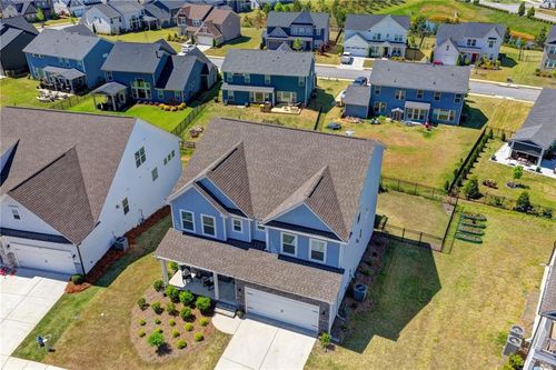 572 Redfish Way, Hoschton, GA, 30548-5562 | Card Image