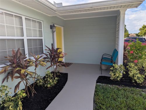 9353 110th St, Seminole, FL, 33772-3027 | Card Image