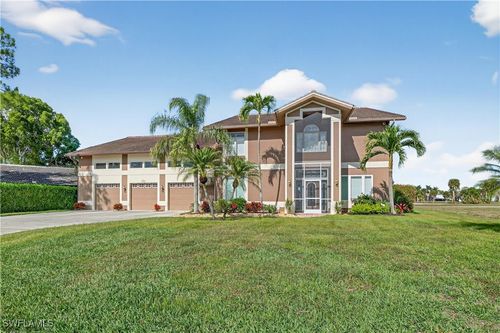 45-4060 Skyway Dr, NAPLES, FL, 34112-2924 | Card Image