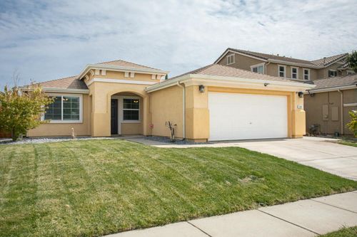 1529 Garnet Way, Plumas Lake, CA, 95961-8942 | Card Image