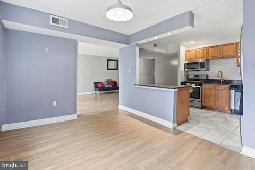 apt-t1-8459 Greenbelt Rd, GREENBELT, MD, 20770-2530 | Card Image