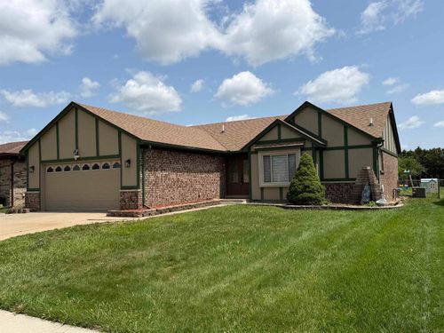 47066 Sanborn Dr, Macomb, MI, 48044-4806 | Card Image