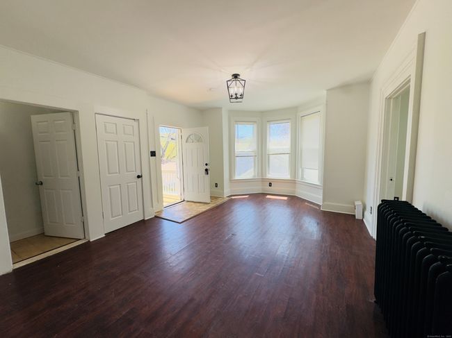 7 Rockwood Ave, Home with 3 bedrooms, 1 bathrooms and null parking in Ansonia CT | Image 10