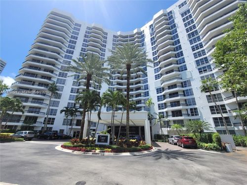 apt-1710-3600 Mystic Pointe Dr, Aventura, FL, 33180-2563 | Card Image