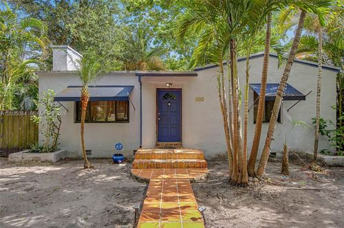 583 Nw 47th Street, Miami, FL, 33127 | Card Image