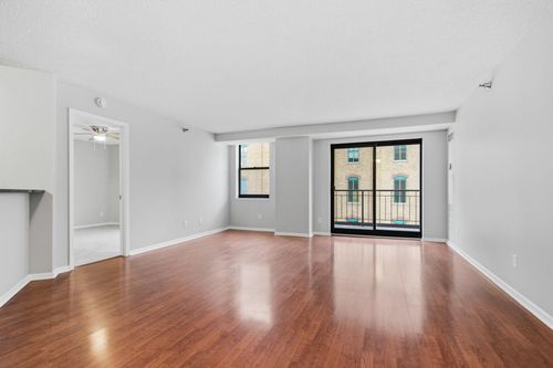 unit-401-401 S 1st St, Minneapolis, MN, 55401-2563 | Card Image