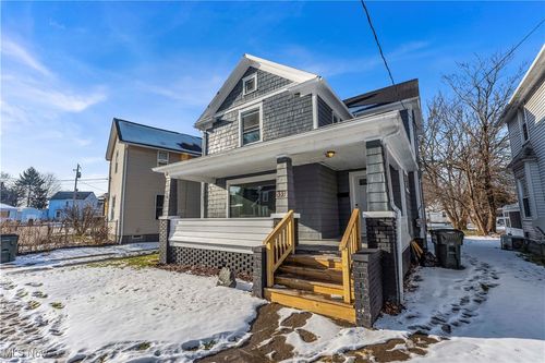 337 Lucas St, Barberton, OH, 44203-2301 | Card Image