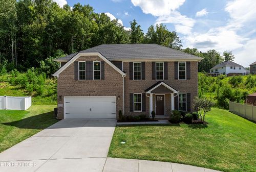 2107 Kangaroo Ln, Knoxville, TN, 37932-2728 | Card Image