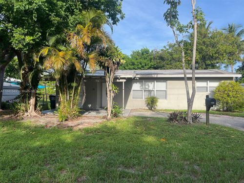 1450 N 64th Ave, Hollywood, FL, 33024-5905 | Card Image