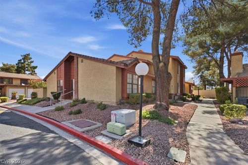 2410 Pickwick Dr, Henderson, NV, 89014-3756 | Card Image