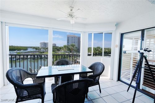 unit-402-12945 Vanderbilt Dr, NAPLES, FL, 34110-6415 | Card Image