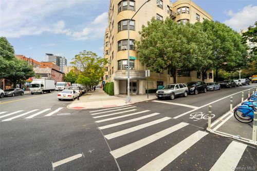 apt-3c-190 E Mosholu Pkwy S, Bronx, NY, 10458-1257 | Card Image