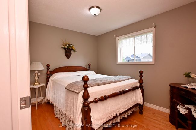 1932 Gore Line, House other with 4 bedrooms, 2 bathrooms and 4 parking in Westmeath ON | Image 17