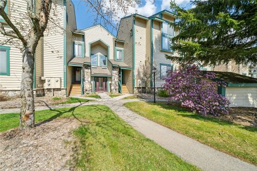 8017 Meadowridge Dr, Champion, PA, 15622-2053 | Card Image