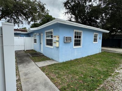 800 Se 15th St, Home with 0 bedrooms, 0 bathrooms and 3 parking in Fort Lauderdale FL | Image 1