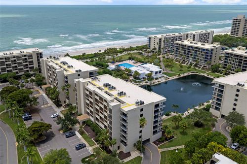 303-1095 Gulf Of Mexico Dr, Longboat Key, FL, 34228-3639 | Card Image