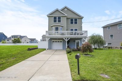 814 Brook Avenue, House other with 3 bedrooms, 2 bathrooms and null parking in Union Beach NJ | Image 2