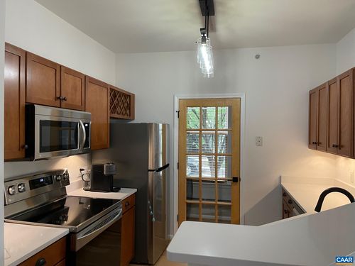 apt-2b-710 Walker Sq, CHARLOTTESVILLE, VA, 22903-3482 | Card Image