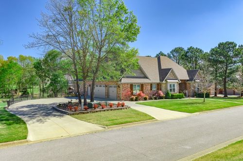 10016 Camelot Ln, Rogers, AR, 72758-7637 | Card Image