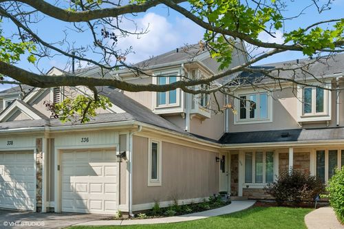 18-3-336 Redwing Dr, Deerfield, IL, 60015-3684 | Card Image