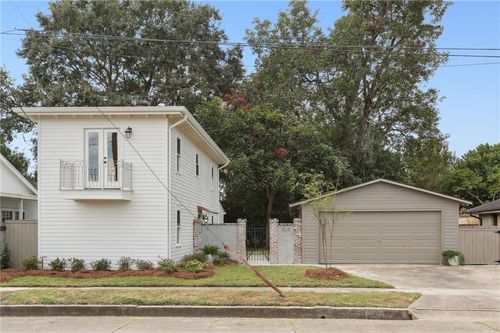 514 Perry St, Gretna, LA, 70053-2106 | Card Image