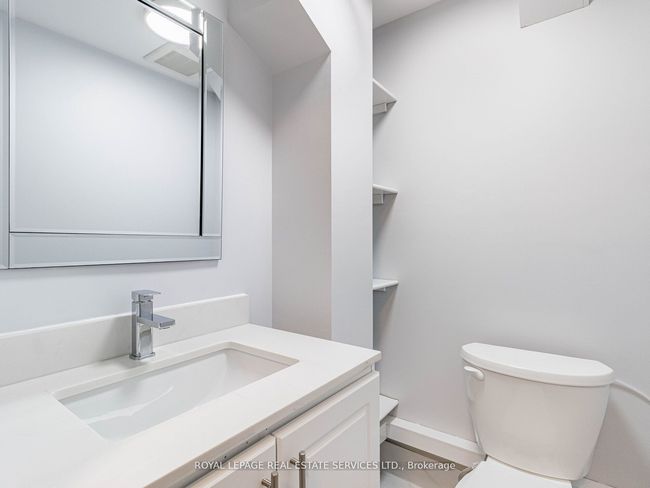 231 Elizabeth St S, House other with 6 bedrooms, 5 bathrooms and 4 parking in Brampton ON | Image 33