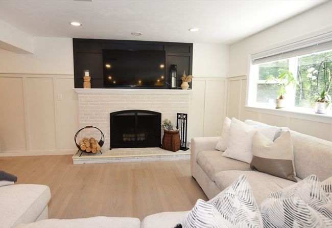 35 Ryders Ln, House other with 4 bedrooms, 3 bathrooms and 6 parking in Marshfield MA | Image 11