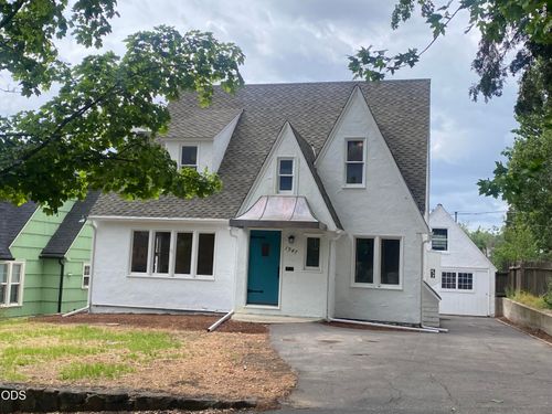 1947 Portland St, Klamath Falls, OR, 97601-2262 | Card Image
