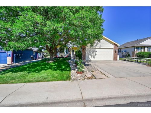 2340 Birdie Way, Milliken, CO, 80543-9647 | Card Image