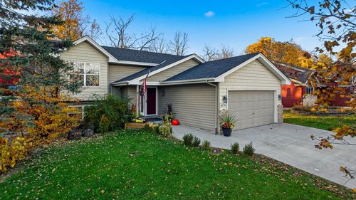 14774 Yosemite Ave S, Savage, MN, 55378-4907 | Card Image