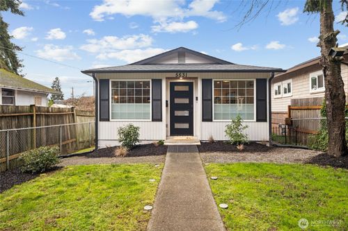 5531 18th Ave S, Seattle, WA, 98108-2836 | Card Image